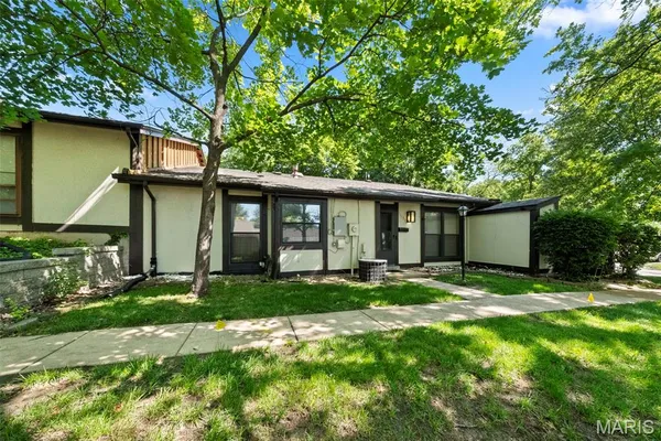 $79,000 | 11151 Whispering Oaks Drive, St. Louis, MO 63136