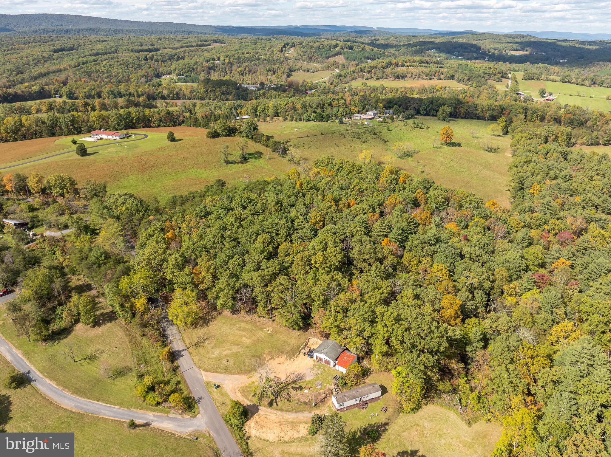 845 Spriggs Road Berkeley Springs, WV 25411 - Photo 21 of 43 Gallery Image 21