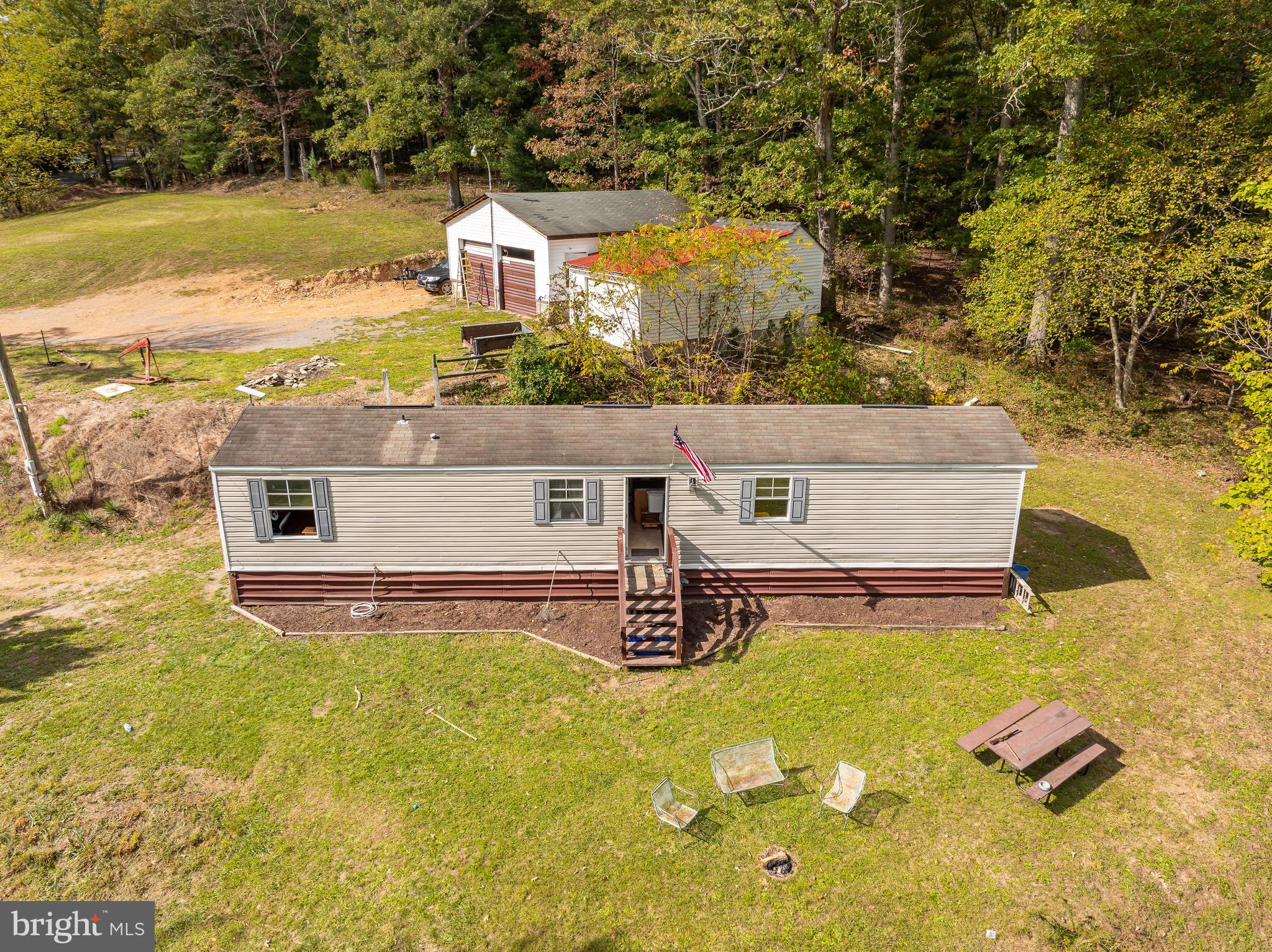 845 Spriggs Road Berkeley Springs, WV 25411 - Photo 25 of 43 Gallery Image 25