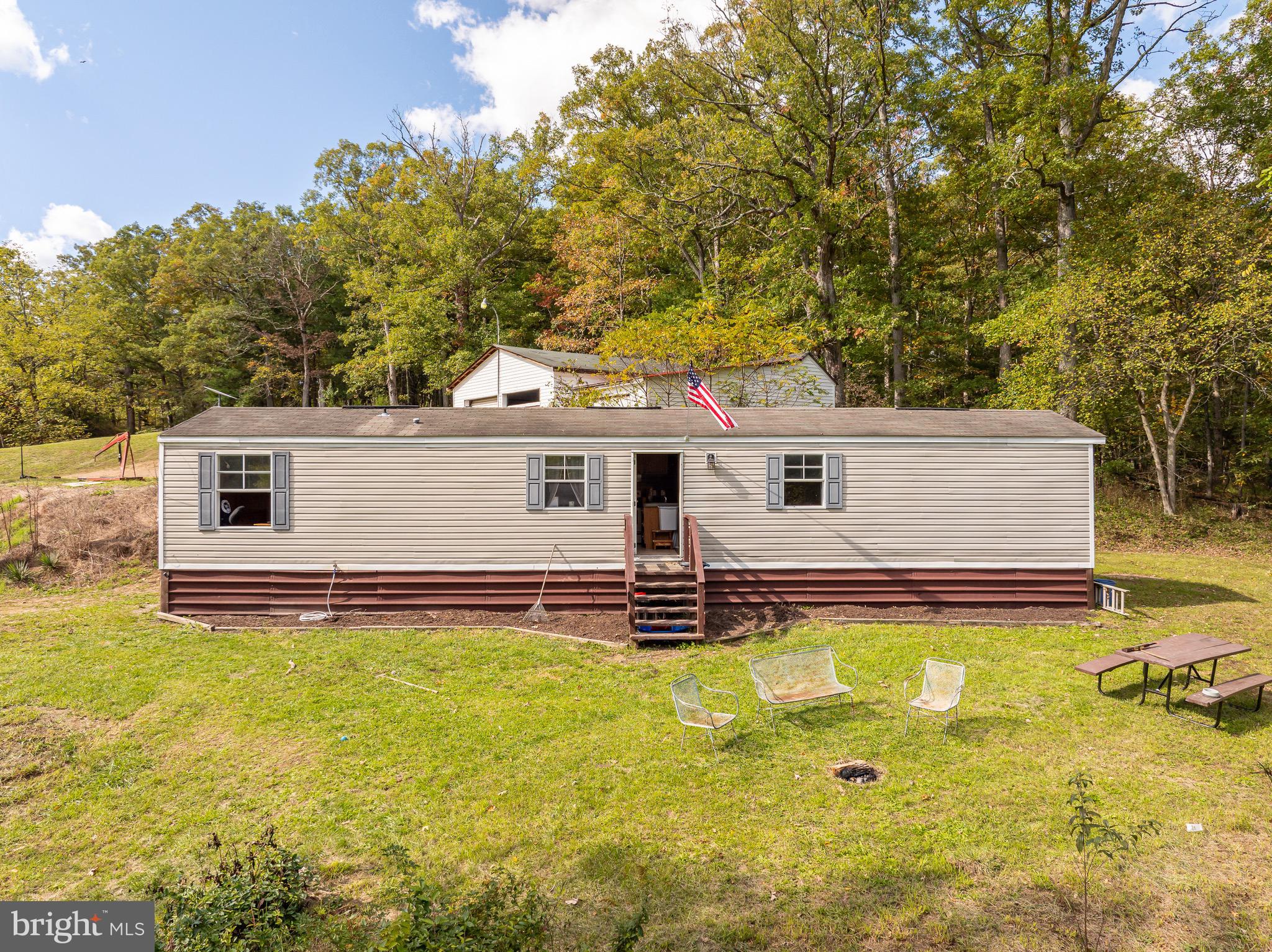 845 Spriggs Road Berkeley Springs, WV 25411 - Photo 26 of 43 Gallery Image 26