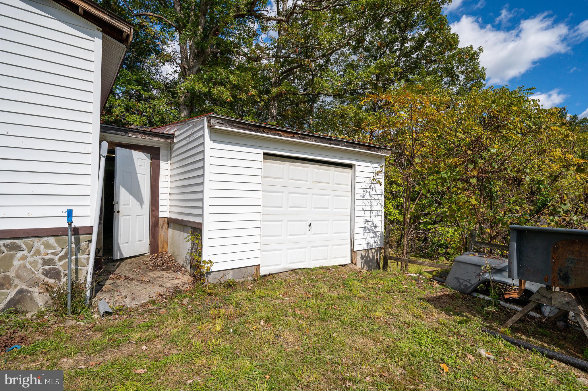 845 Spriggs Road Berkeley Springs, WV 25411 - Photo 34 of 43 Gallery Image 34