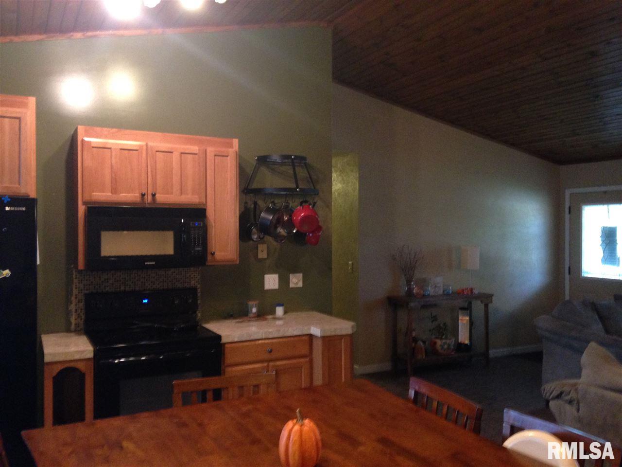 147 Sheffield Road Groveland, IL 61535 - Photo 9 of 35
