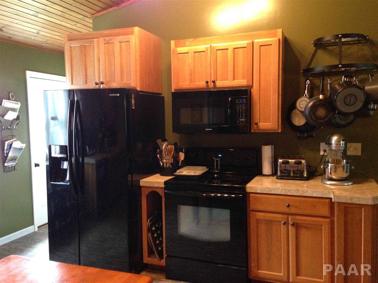 147 Sheffield Road Groveland, IL 61535 - Photo 10 of 35