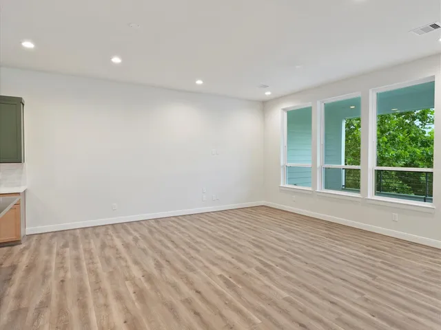 $399,990 | 4830 Pinemont Drive, Houston, TX 77092