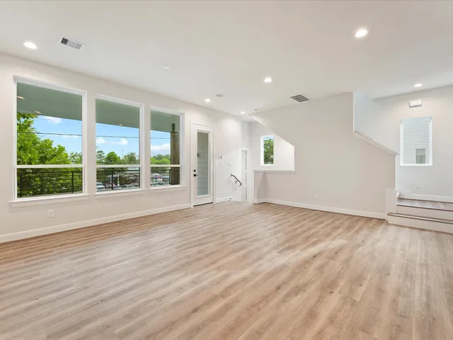 $399,990 | 4830 Pinemont Drive, Houston, TX 77092