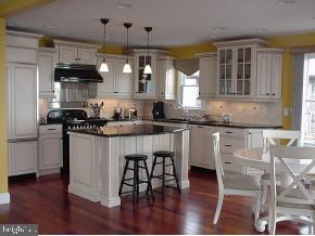 239 Heron Road Tuckerton, NJ 08087 - Photo 5 of 12