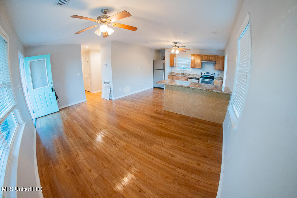 8340 Lower Bay Road Bay St. Louis, MS 39520 - Photo 3 of 7 01