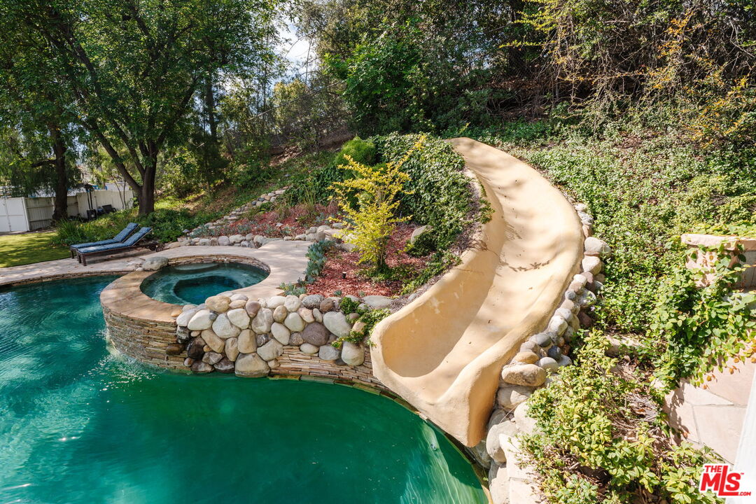 24901 Jim Bridger Road Hidden Hills, CA 91302 - Photo 23 of 25