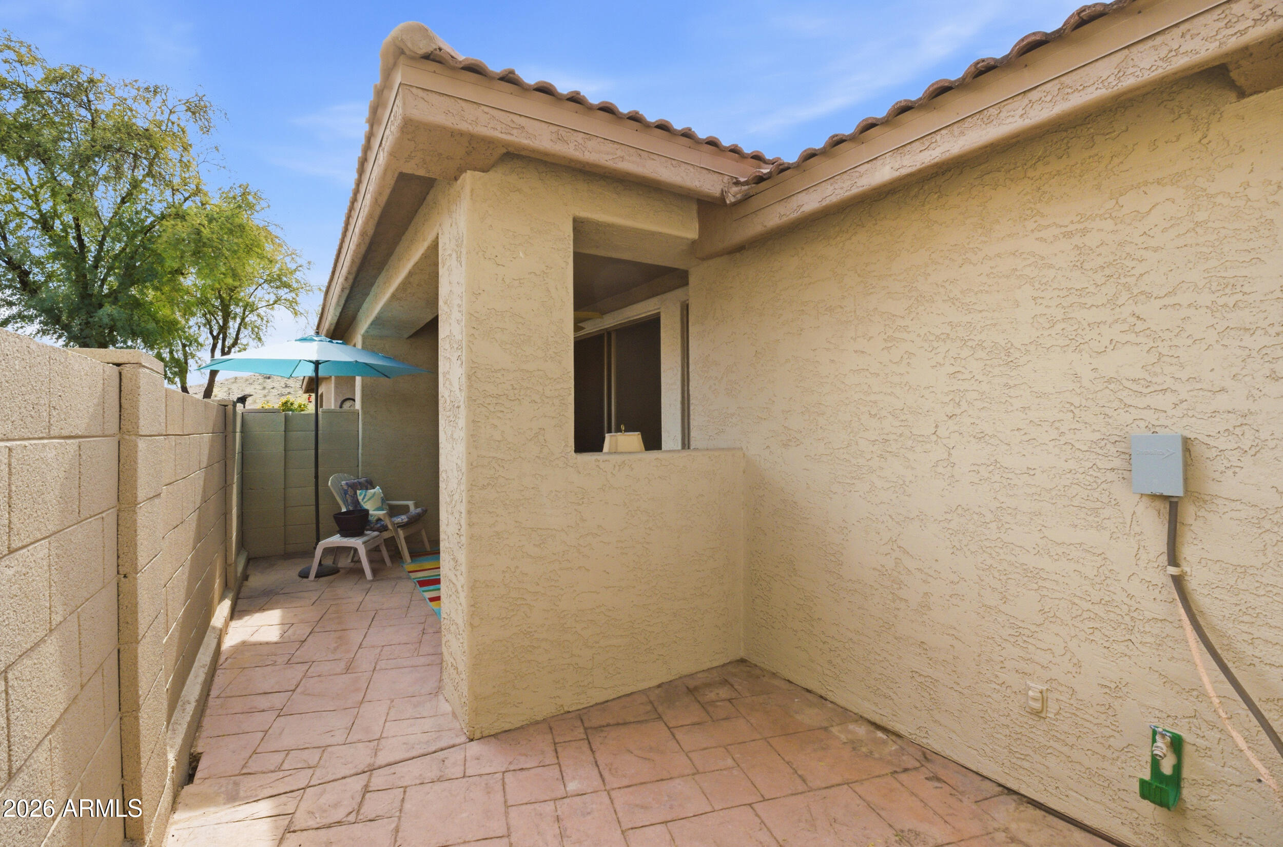 1024 East Frye Road, Unit 1060 Phoenix, AZ 85048 - Photo 24 of 41 a view of a house with a backyard