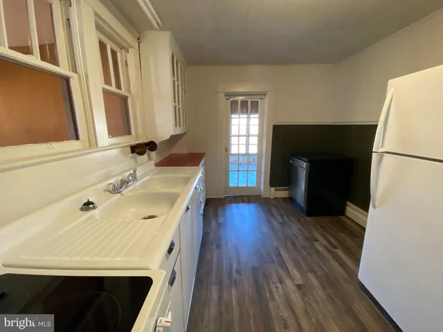 $2,545 | 885 Truslow Road, Fredericksburg, VA 22406