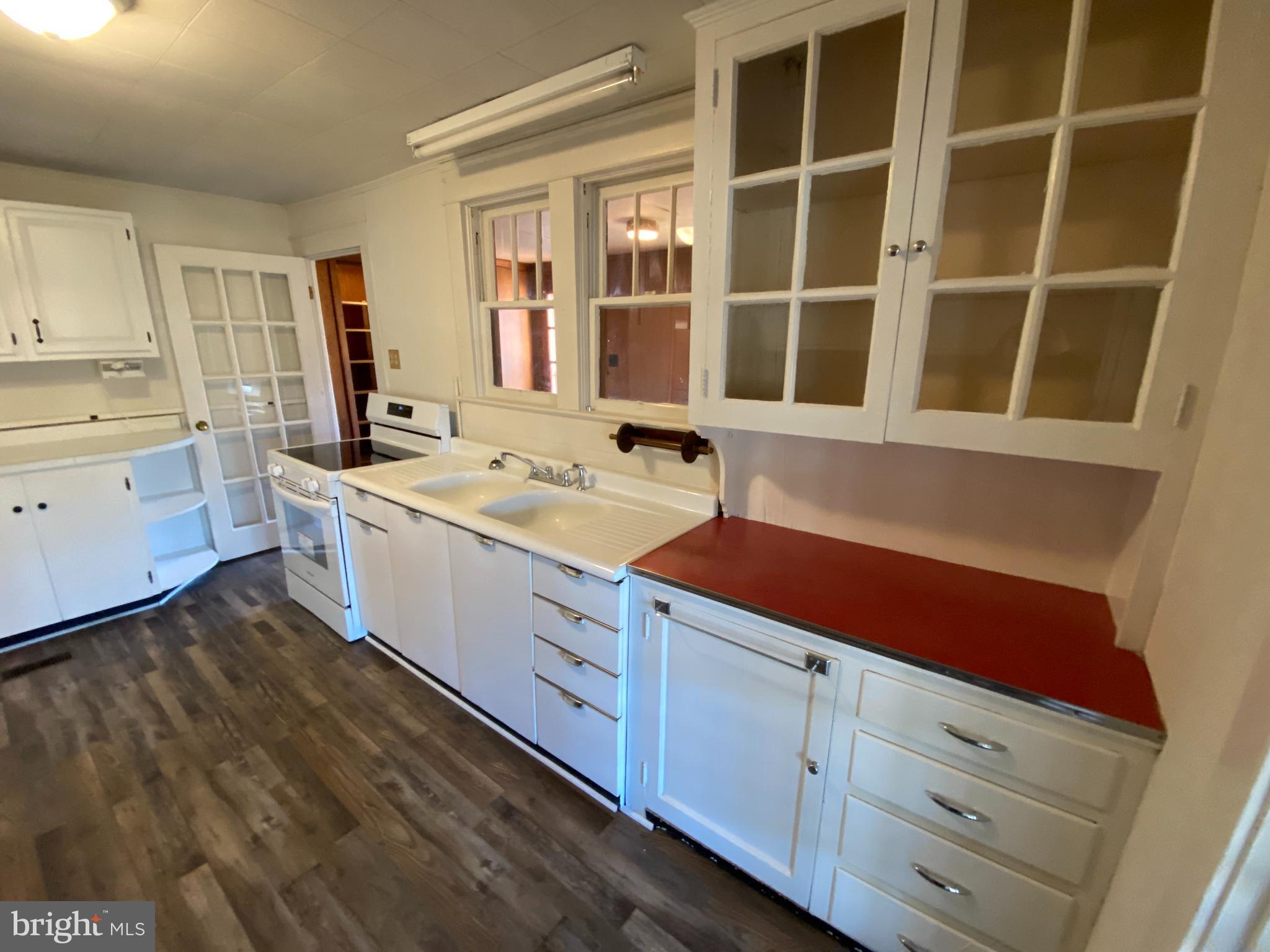 885 Truslow Road Fredericksburg, VA 22406 - Photo 15 of 34