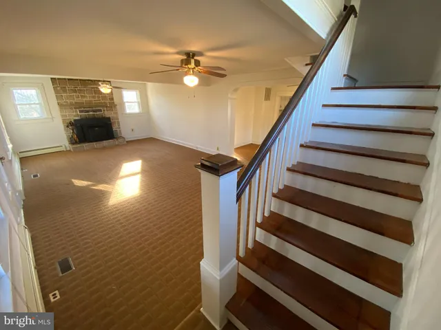 $2,545 | 885 Truslow Road, Fredericksburg, VA 22406