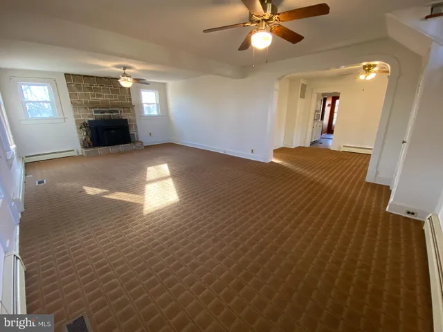 $2,545 | 885 Truslow Road, Fredericksburg, VA 22406