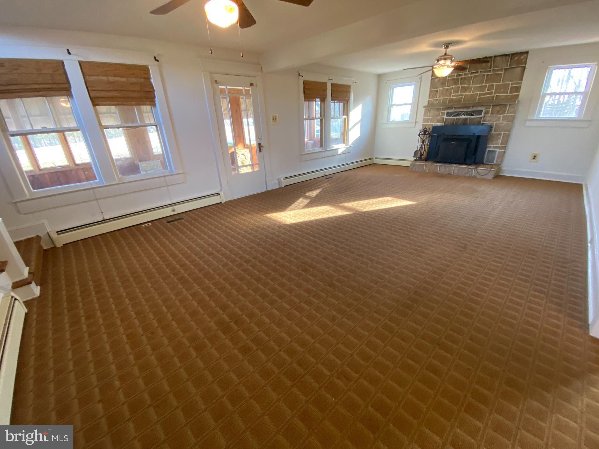 885 Truslow Road Fredericksburg, VA 22406 - Photo 6 of 34