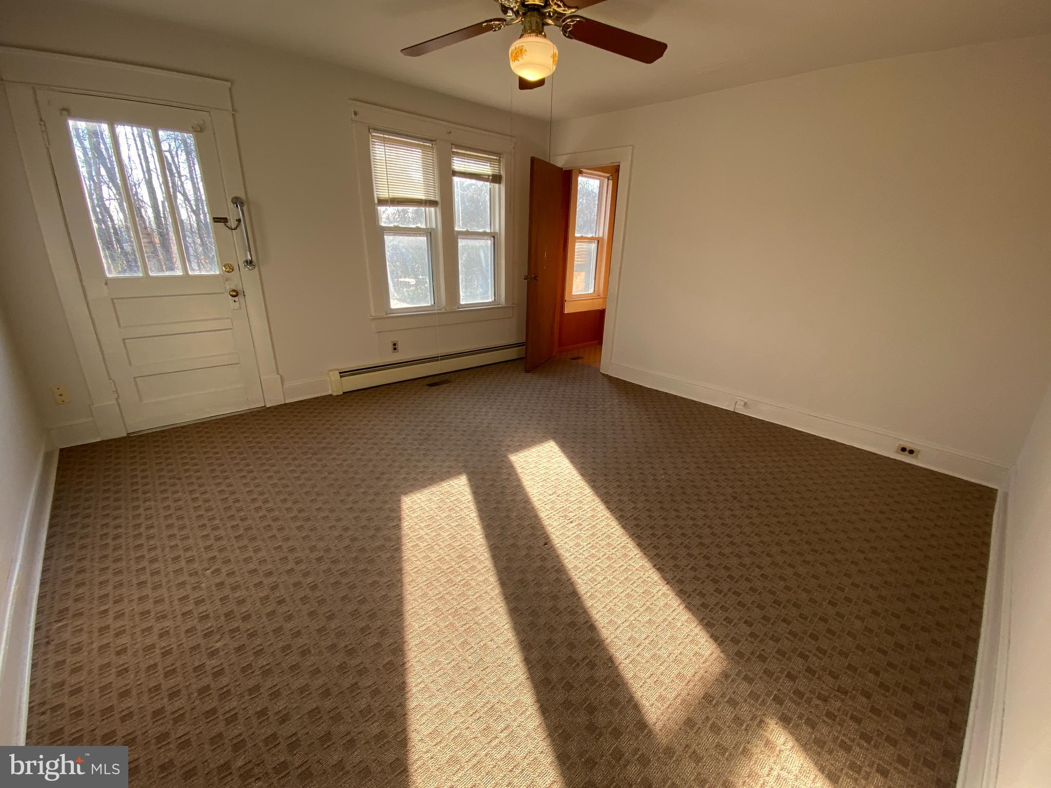 885 Truslow Road Fredericksburg, VA 22406 - Photo 9 of 34