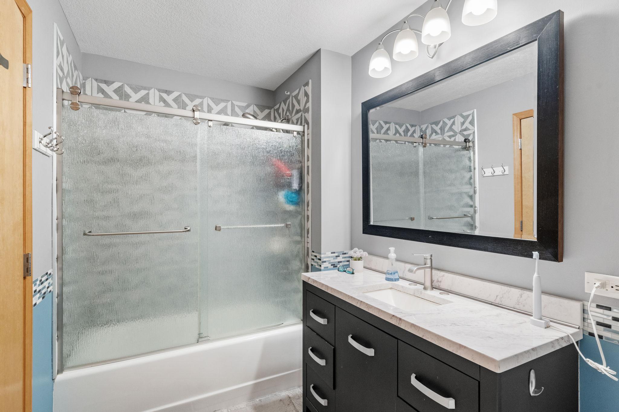 2550 38th Avenue Northeast, Unit 109 St. Anthony, MN 55421 - Photo 13 of 23