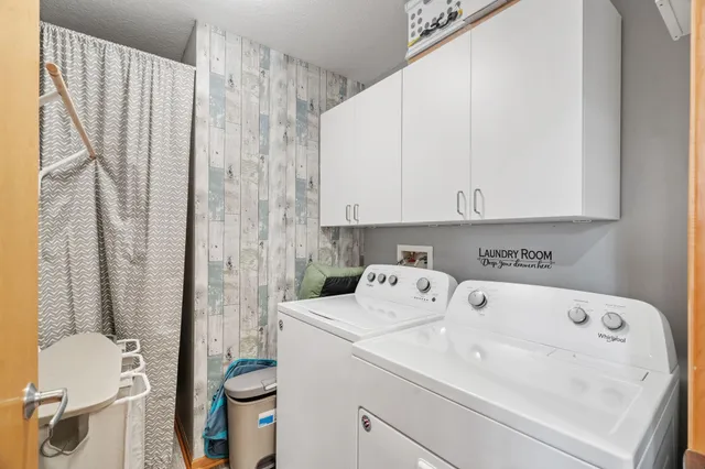 $225,000 | 2550 38th Avenue Northeast, Unit 109, St. Anthony, MN 55421