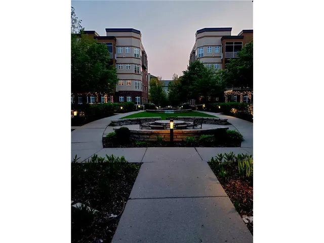 $225,000 | 2550 38th Avenue Northeast, Unit 109, St. Anthony, MN 55421