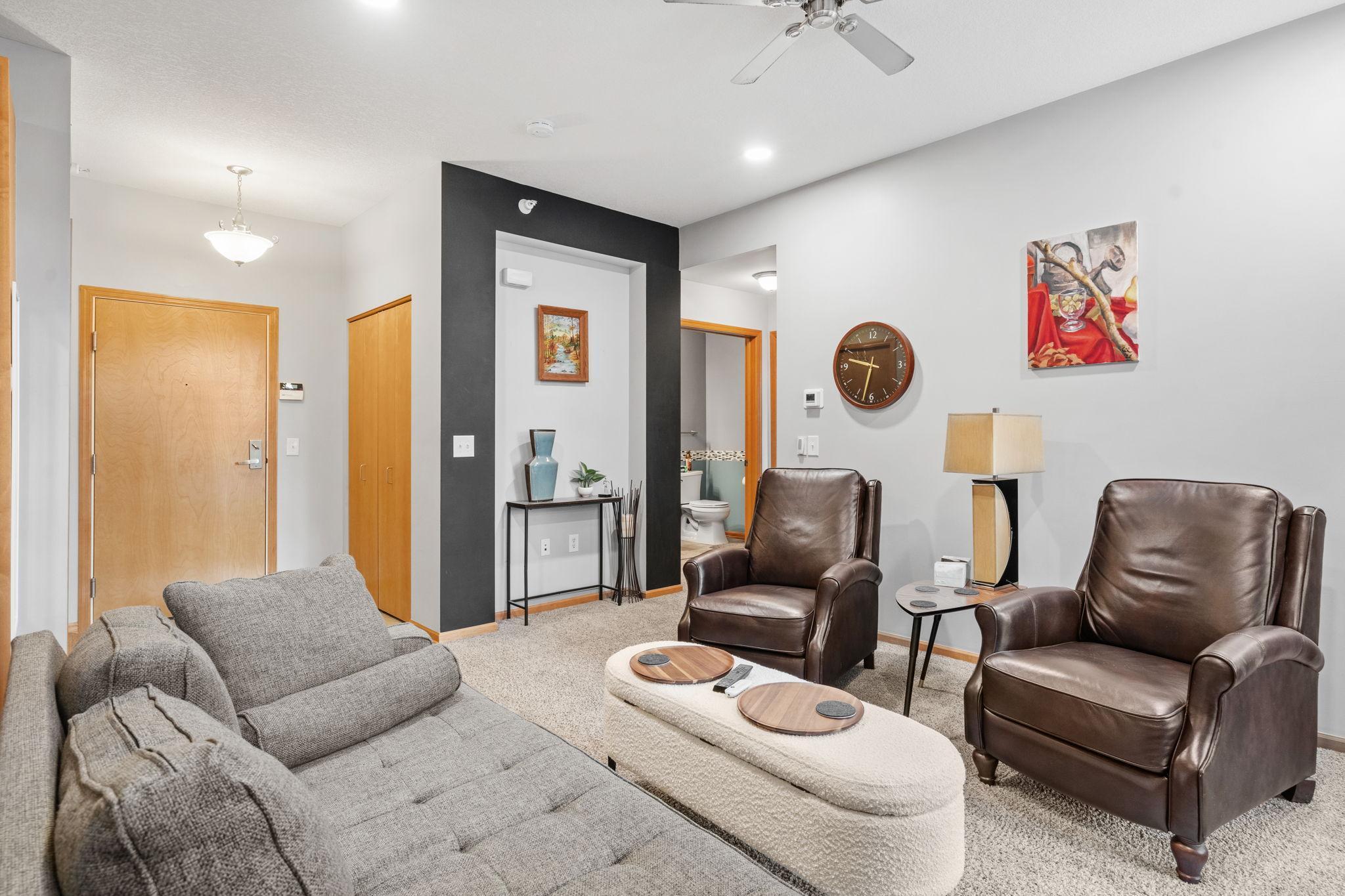 2550 38th Avenue Northeast, Unit 109 St. Anthony, MN 55421 - Photo 5 of 23