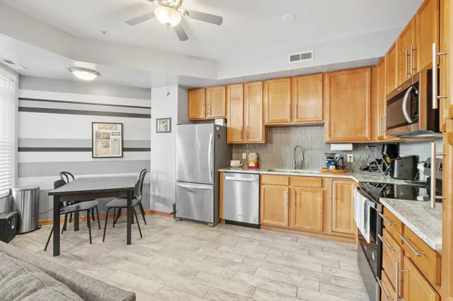 $225,000 | 2550 38th Avenue Northeast, Unit 109, St. Anthony, MN 55421