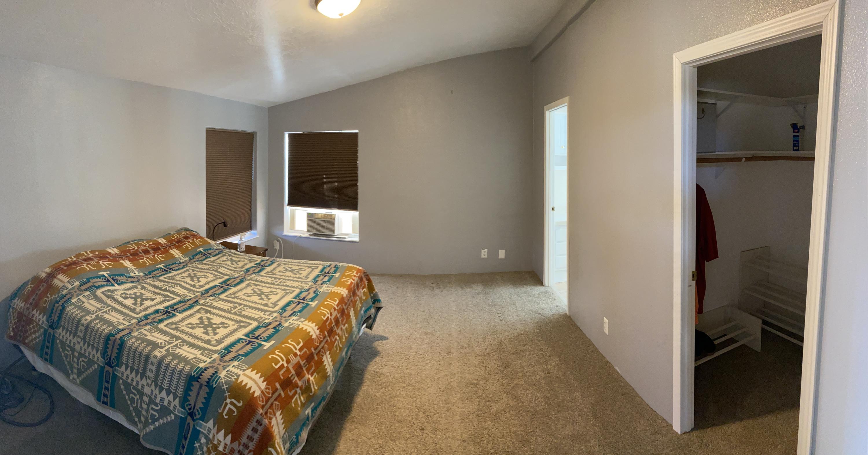 56340 Oil Dri Road Silver Lake, OR 97638 - Photo 21 of 34 Master bedrrom