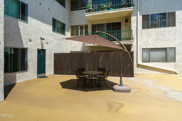 $649,000 | 420 South Madison Avenue, Unit 203, Pasadena, CA 91101