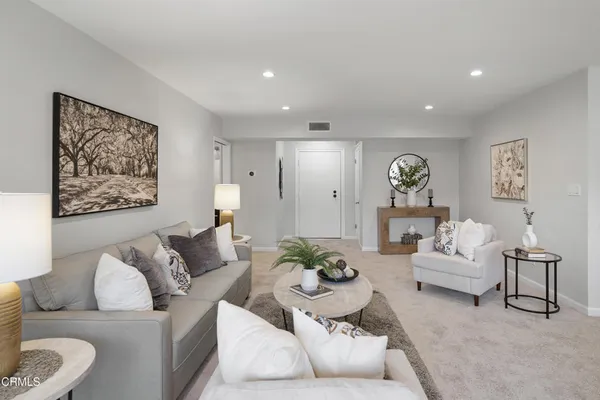 $649,000 | 420 South Madison Avenue, Unit 203, Pasadena, CA 91101
