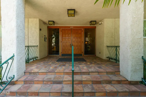 $649,000 | 420 South Madison Avenue, Unit 203, Pasadena, CA 91101
