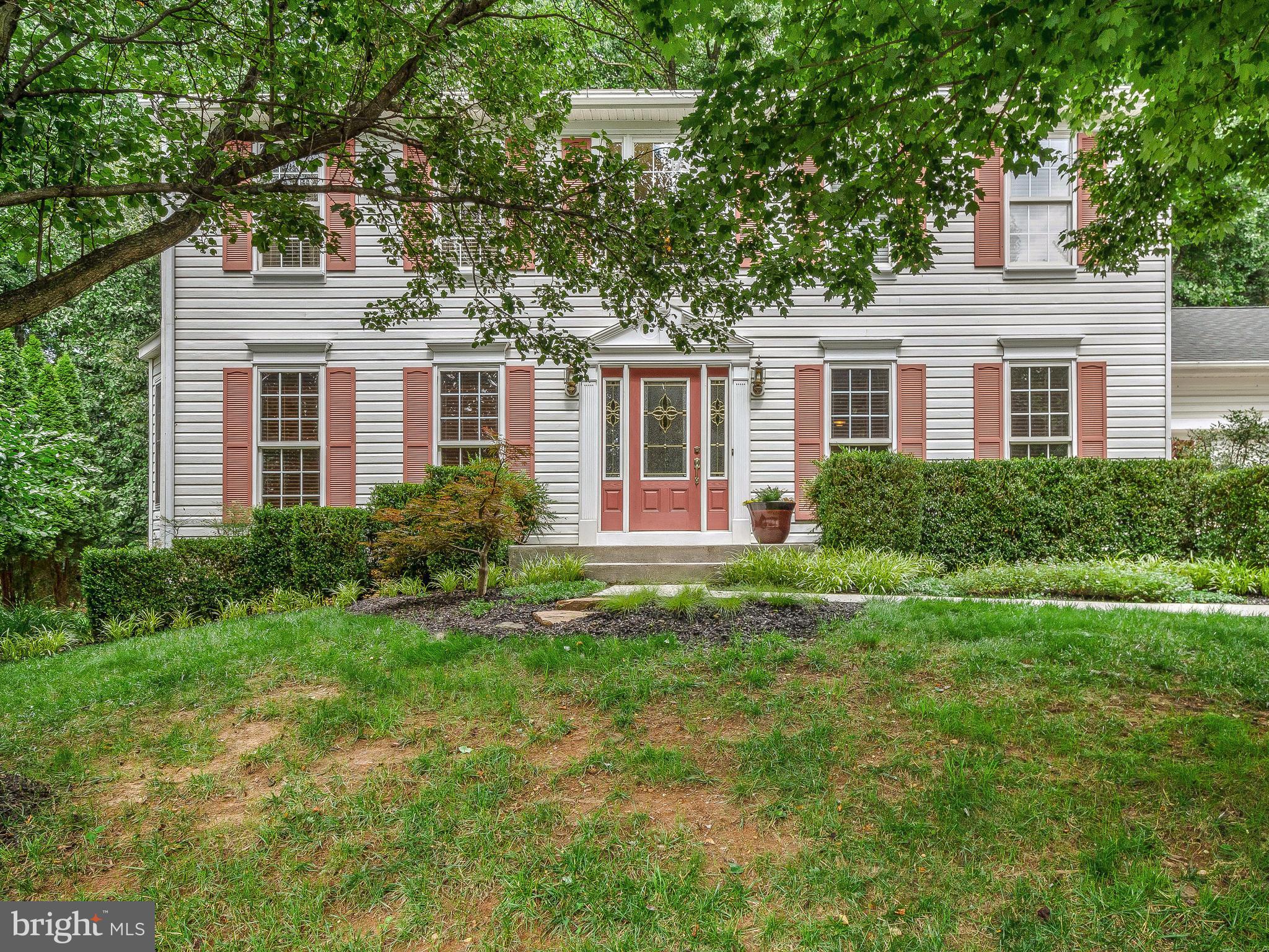 9471 Ridgeview Drive Columbia, MD 21046 - Photo 2 of 30 Exterior (Front)