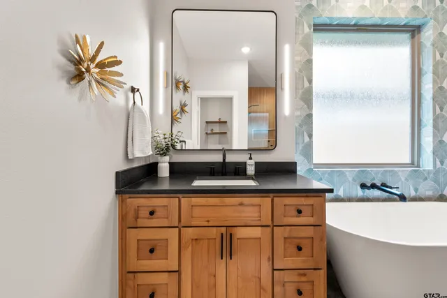 $469,000 | 9115 Long Branch, Tyler, TX 75703