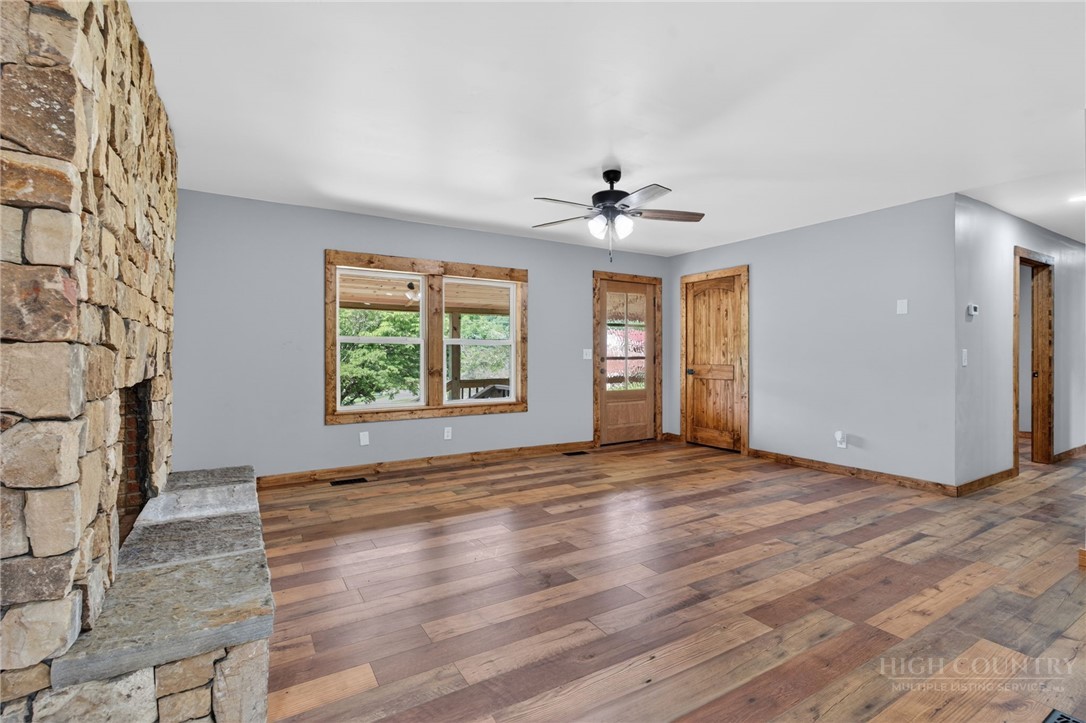 1925 Nettle Knob Road West Jefferson, NC 28694 - Photo 7 of 34