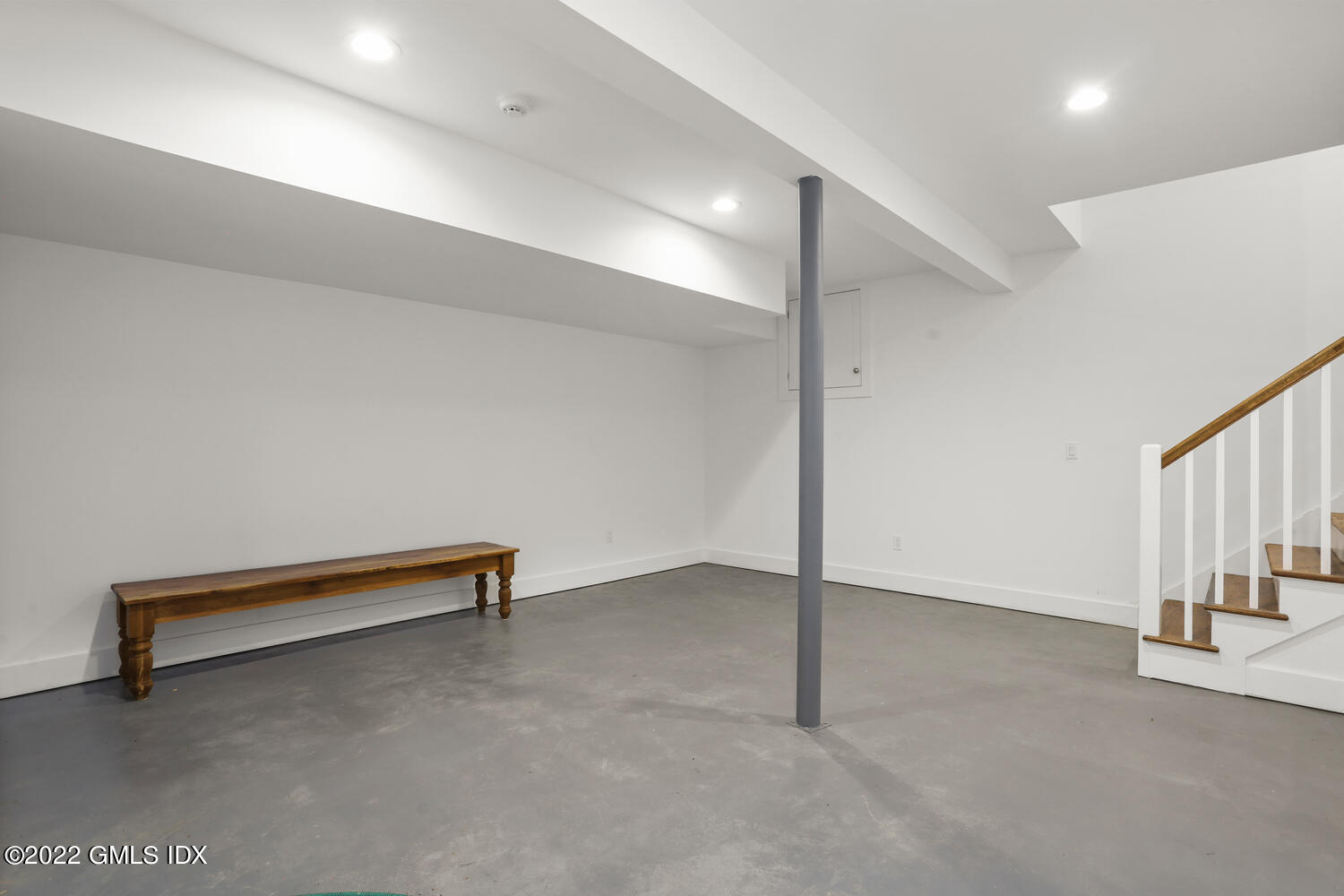 2 Loch Lane Greenwich, CT 06830 - Photo 50 of 64 an empty room with windows