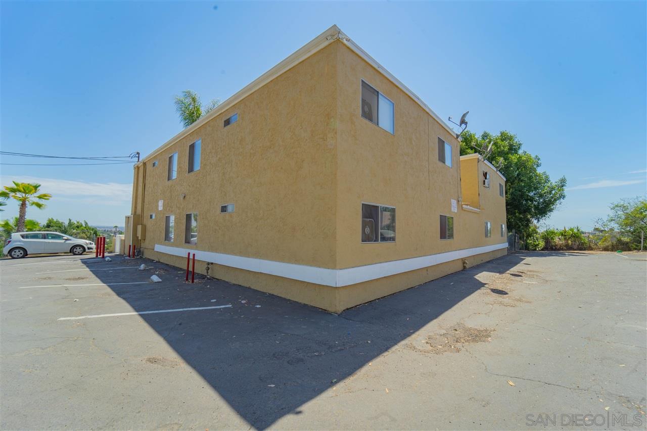9236 Harness Street Spring Valley, CA 91977 - Photo 11 of 17 Gallery Image 11