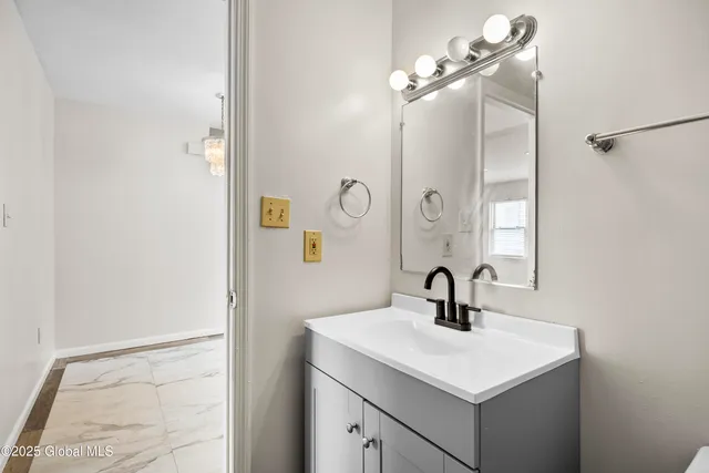 $229,900 | 24 Delaware Street, Albany, NY 12202