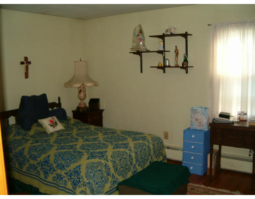 64 Valley View Road Leominster, MA 01453 - Photo 3 of 6 Gallery Image 3