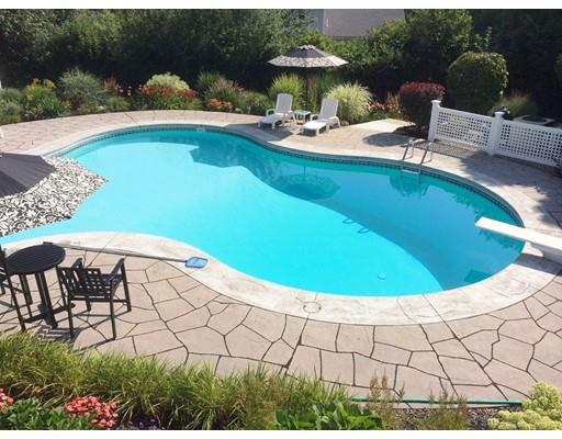 18 Newcastle Road Ashland, MA 01721 - Photo 4 of 35 Gallery Image 4