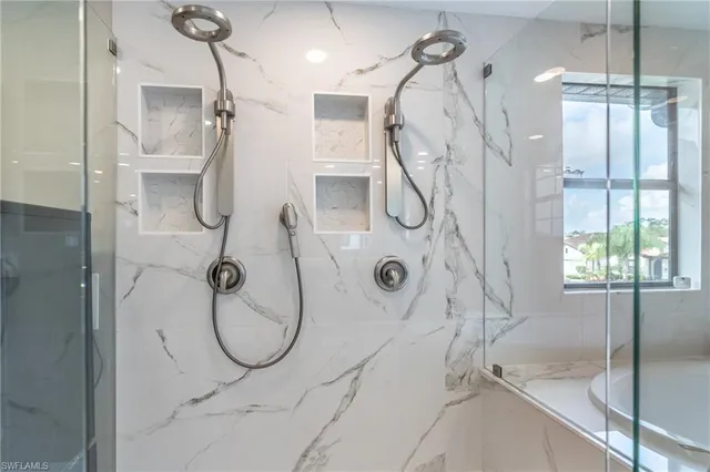 $1,300,000 | 1588 Vizcaya Lane, Naples, FL 34113