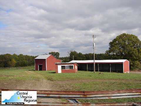 440 Three Chopt Road Manakin-Sabot, VA 23103 - Photo 3 of 5 a view of a house with a yard