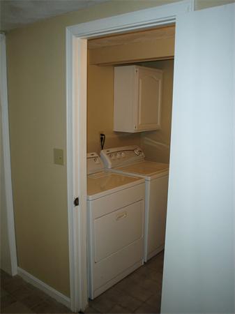 7 Lansdowne Road Arlington, MA 02474 - Photo 17 of 24 a bathroom with a sink and vanity