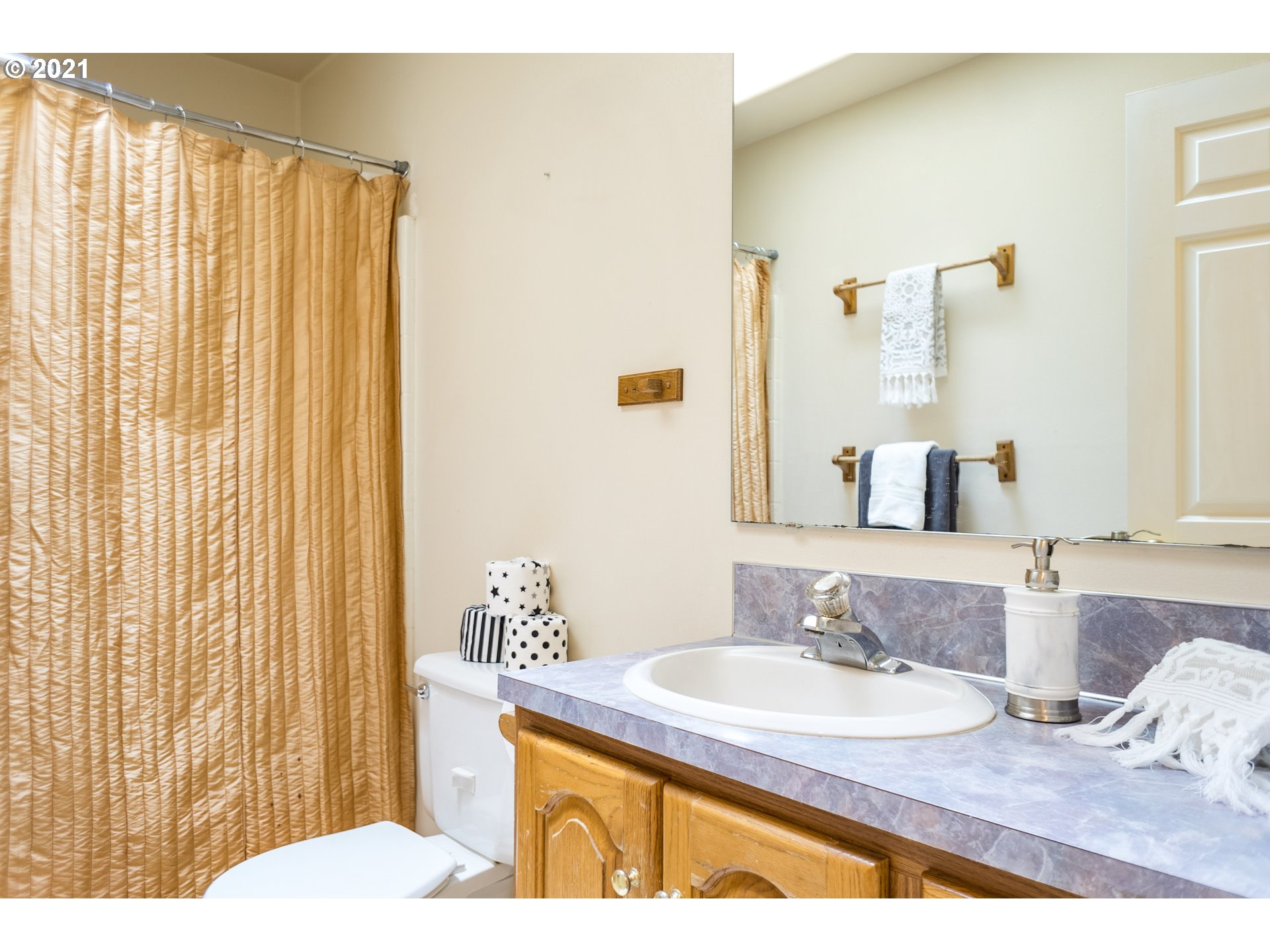 81 Shady Loop Springfield, OR 97477 - Photo 14 of 18