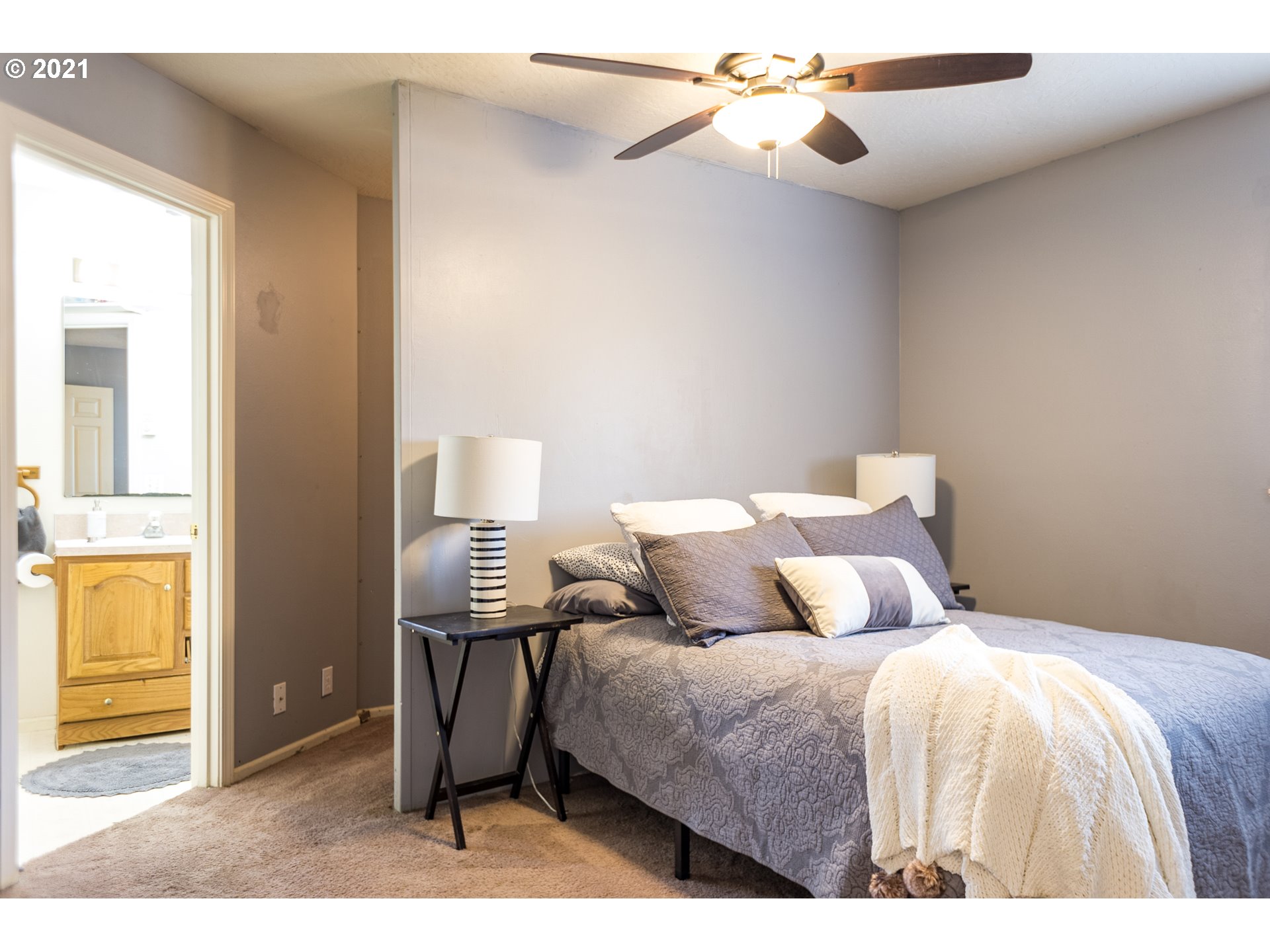 81 Shady Loop Springfield, OR 97477 - Photo 10 of 18
