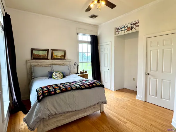 $695,000 | 600 Techeview Drive, Berwick, LA 70342