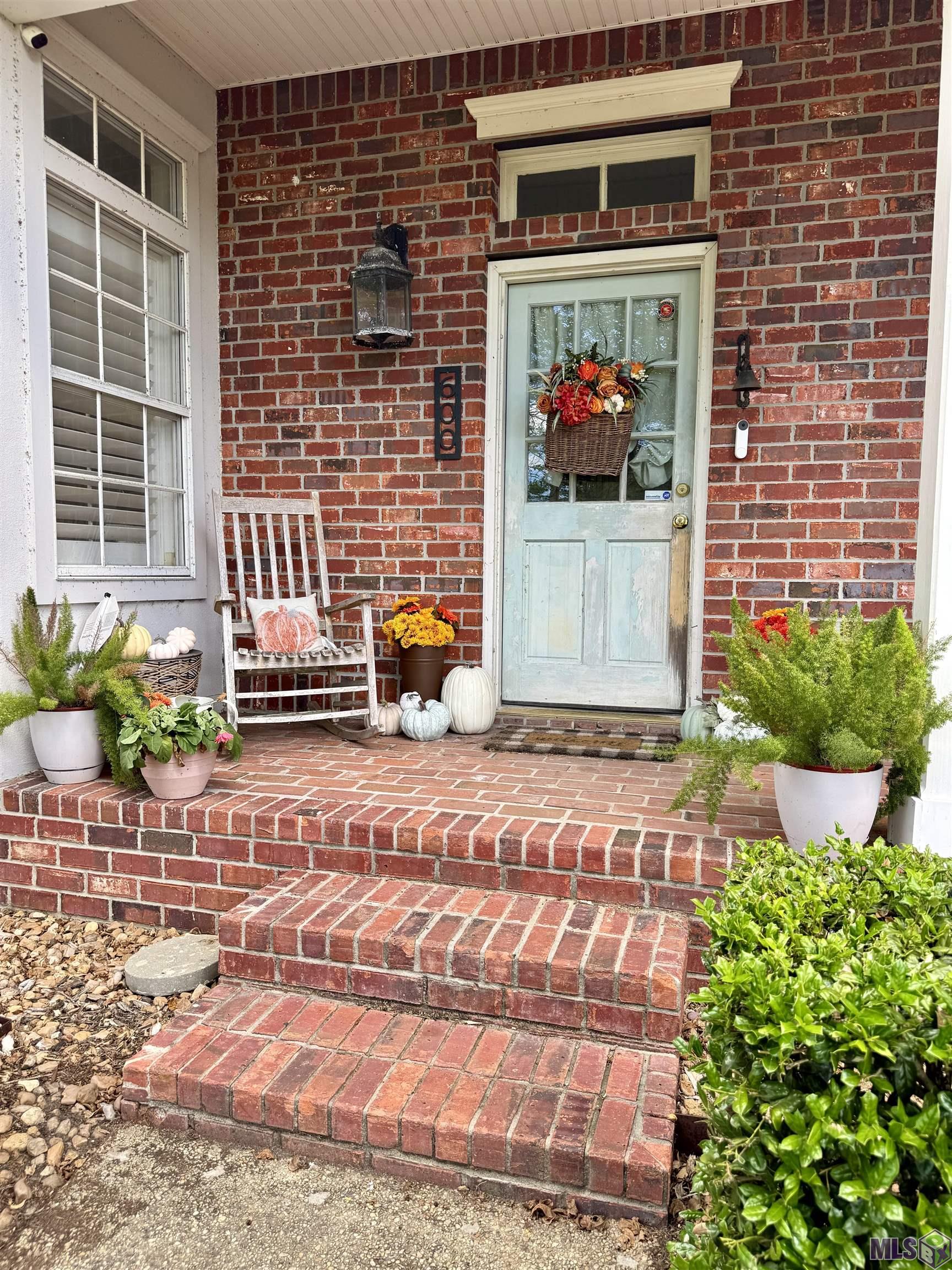 600 Techeview Drive Berwick, LA 70342 - Photo 4 of 38