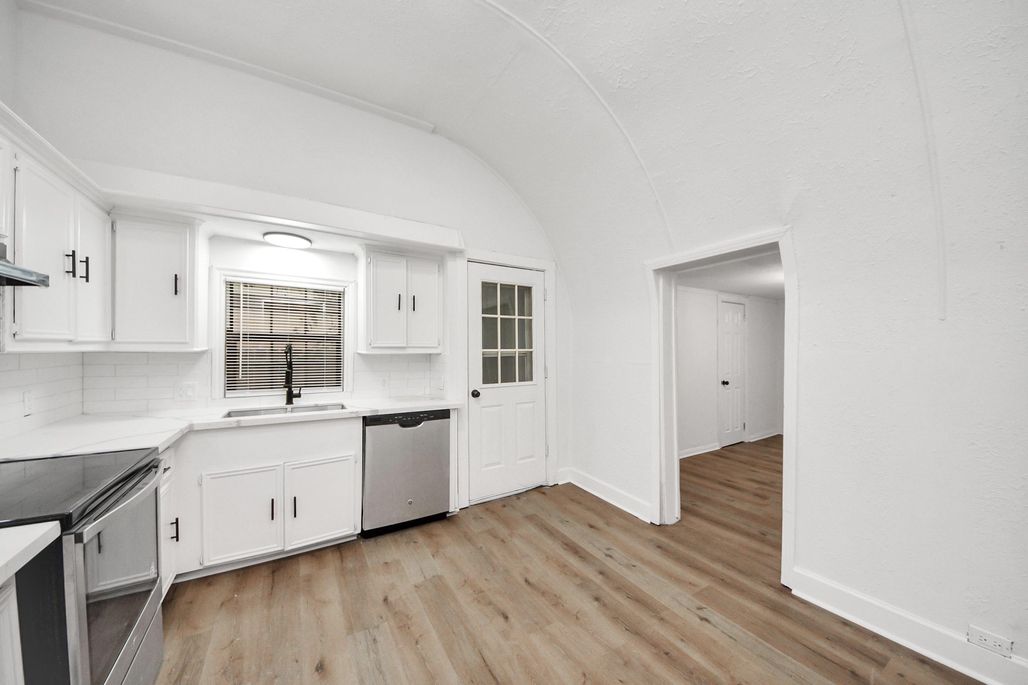 2409 Avenue K Rosenberg, TX 77471 - Photo 15 of 37