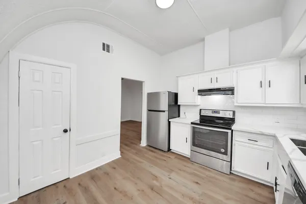 $169,900 | 2409 Avenue K, Rosenberg, TX 77471