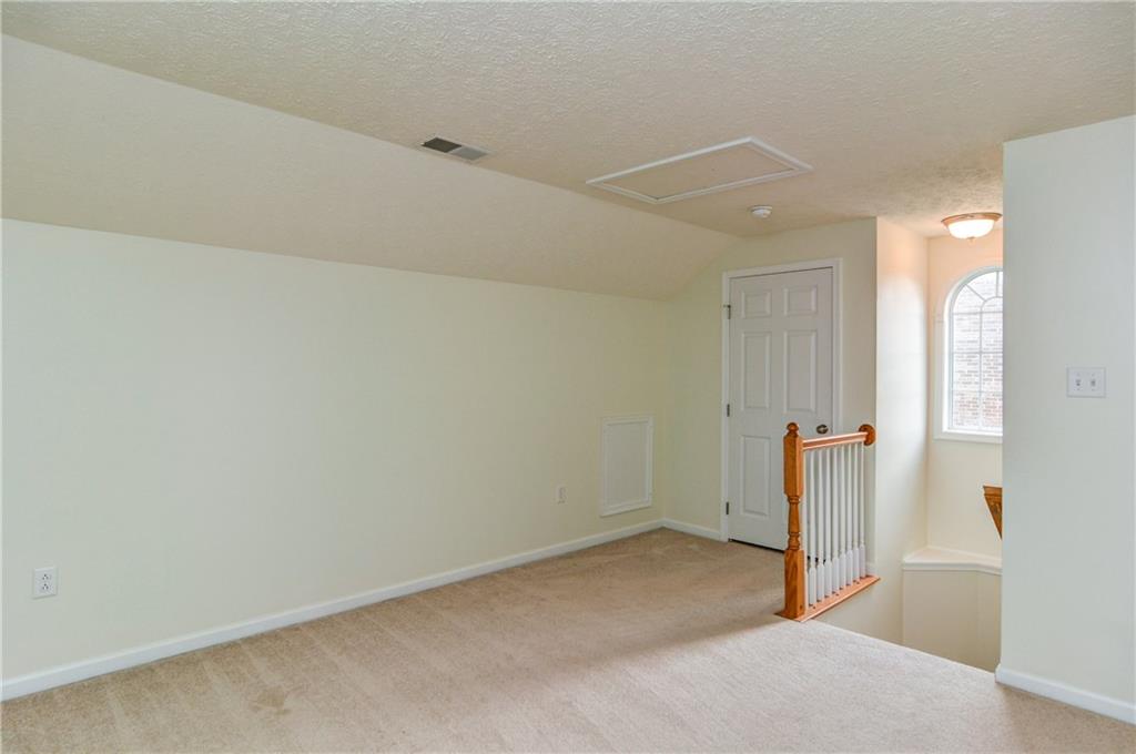 2005 Village Run Road Wexford, PA 15090 - Photo 19 of 25 Gallery Image 19