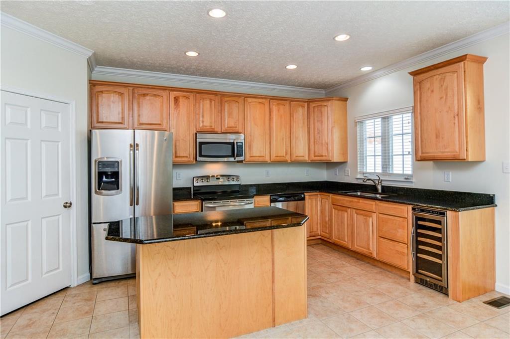 2005 Village Run Road Wexford, PA 15090 - Photo 5 of 25 Gallery Image 5