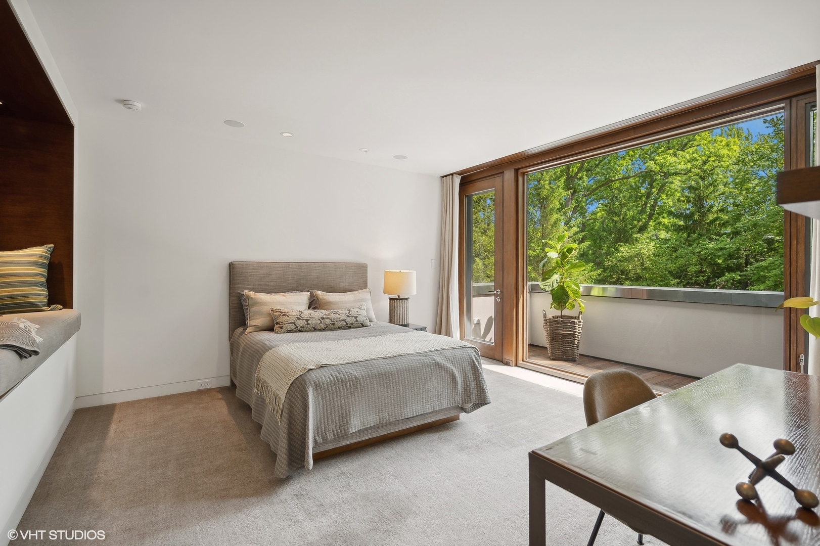 516 Sheridan Road Glencoe, IL 60022 - Photo 35 of 45 a bedroom with a bed and large window