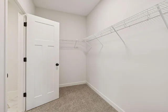 $643,900 | 20104 Globe Drive, Lakeville, MN 55044