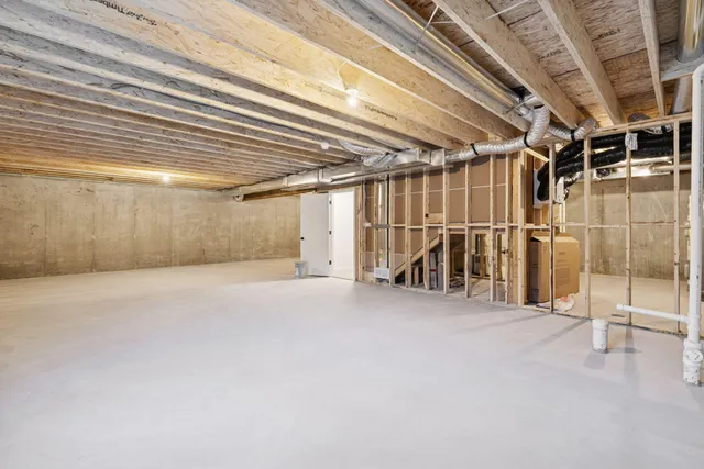 $643,900 | 20104 Globe Drive, Lakeville, MN 55044